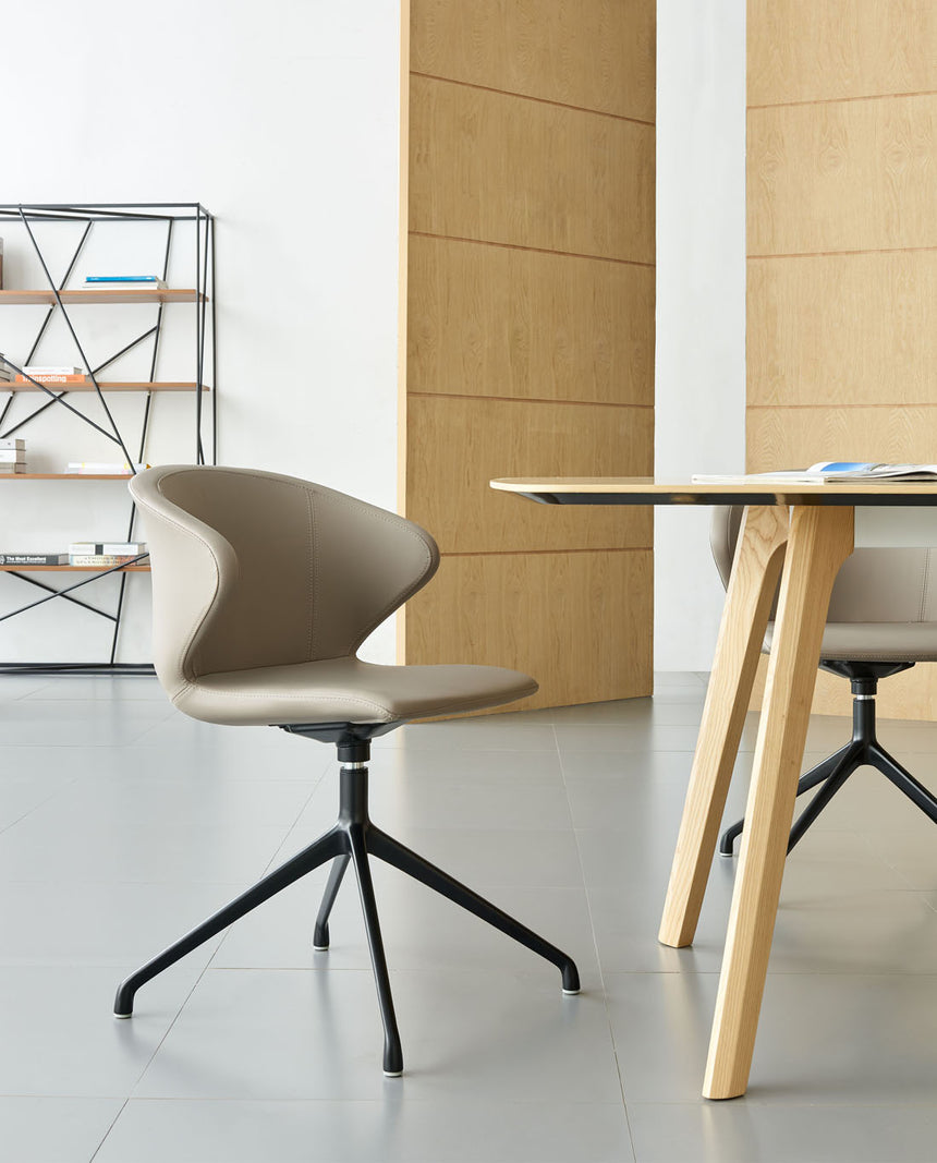 HUEL CROSS - Designer PU Chair