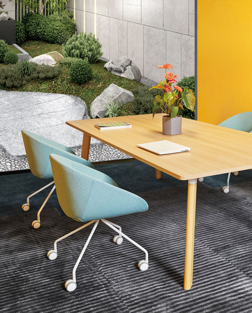 MORA CASTOR - Designer Chair
