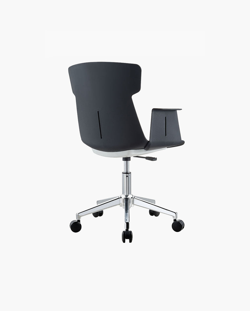 ZAYLA - Designer PP Meeting Chair